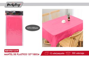 MANTEL DE PLASTICO FUCSIA 137*183CM