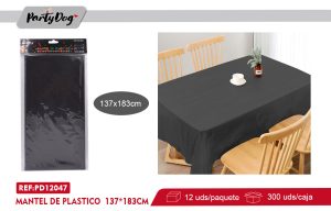 MANTEL DE PLASTICO NEGRO 137*191CM